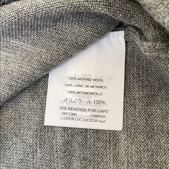 J. Crew women's 100% merino wool Heather Gray Crewneck Sweater. NWT. Size Med - Picture 5 of 5